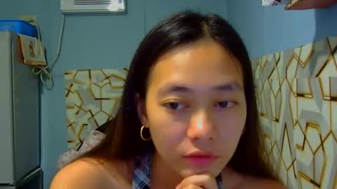 Snapshot of lourdesa24 chatting on 05-12-26, 01:08 lourdesa24 online show from 05-12-26, 01:08