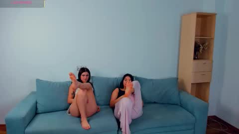 Snapshot of louriezita chatting on 10-07-25, 04:42 Brook and Del online show from 10-07-25, 04:42