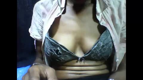 Snapshot of lovaelisa chatting on 11-07-25, 03:28 lovaelisa online show from 11-07-25, 03:28