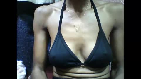 Snapshot of lovaelisa chatting on 11-17-25, 05:13 lovaelisa online show from 11-17-25, 05:13