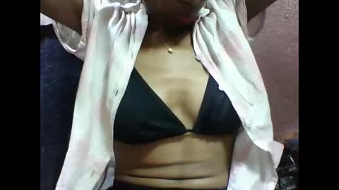 Snapshot of lovaelisa chatting on 11-18-25, 02:39 lovaelisa online show from 11-18-25, 02:39