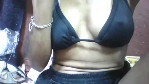Snapshot of lovaelisa chatting on 11-25-25, 07:36 lovaelisa online show from 11-25-25, 07:36