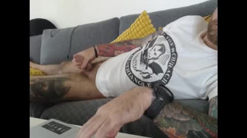 Guapito online show from 09-21-25, 09:22