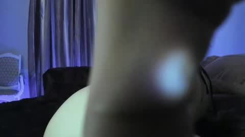 Snapshot of love1joy chatting on 03-12-26, 08:04 love1joy online show from 03-12-26, 08:04