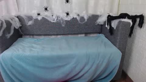 love bella  online show from 10-08-25, 12:52