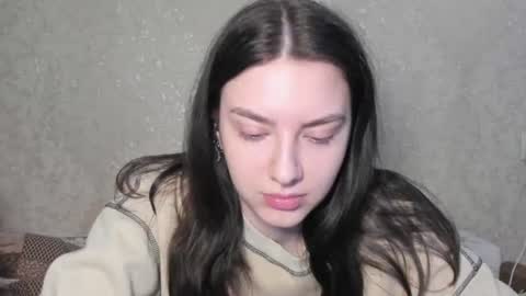 LINA online show from 06-17-26, 01:56