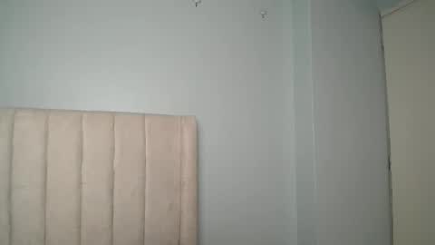 Snapshot of love_miah chatting on 09-13-25, 10:26 Miah online show from 09-13-25, 10:26