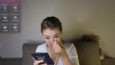 Snapshot of love_peace_here chatting on 09-13-25, 01:27 hi its me online show from 09-13-25, 01:27