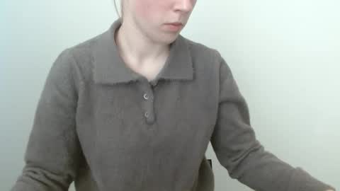 Vivian online show from 03-13-26, 01:18