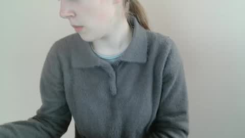 Vivian online show from 03-19-26, 12:42