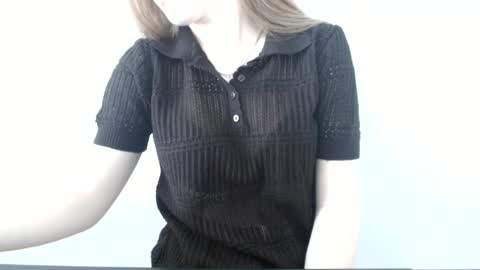 Vivian online show from 06-18-26, 11:14