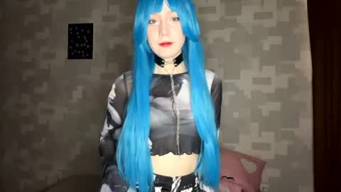 Kim online show from 04-11-26, 12:20