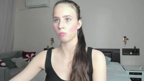 Elisabette online show from 06-09-26, 02:39