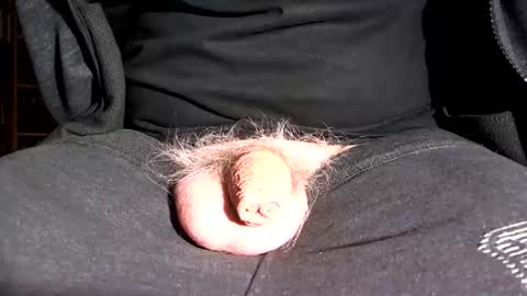 Snapshot of loveboys2025 chatting on 11-16-25, 03:39 loveboys2025 online show from 11-16-25, 03:39