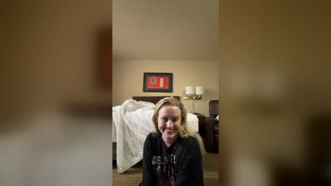 loveclaireelise online show from 08-07-26, 11:23