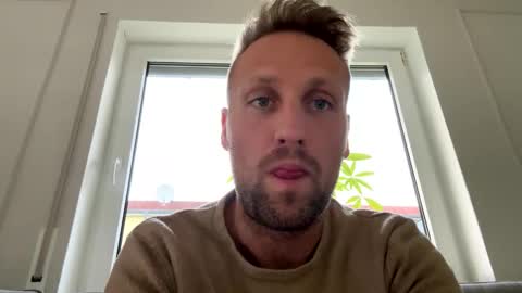 lovefuesse online show from 10-26-25, 03:29