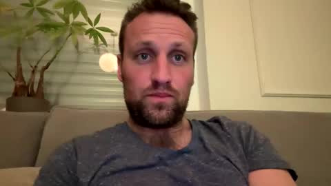 lovefuesse online show from 03-07-26, 08:06