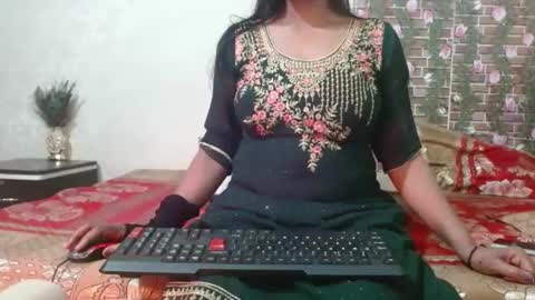 Divya online show from 02-16-25, 03:05