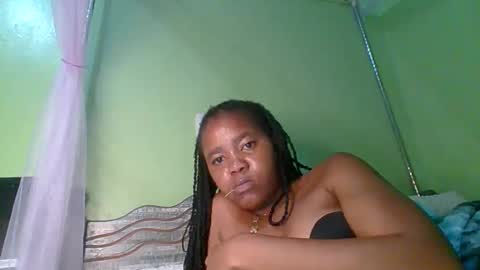 lovegal335 online show from 04-21-26, 08:12