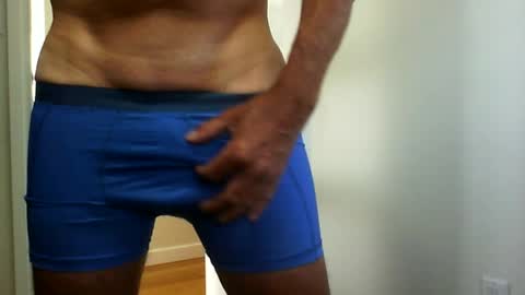 lovehairyone online show from 05-11-26, 09:12
