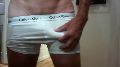 lovehairyone online show from 07-30-26, 04:33
