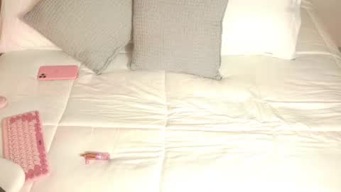 Val online show from 06-20-26, 01:09