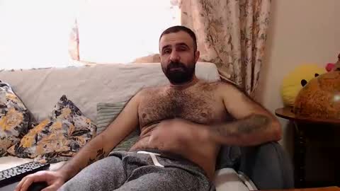 loveivat80 online show from 02-16-25, 11:38