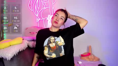    online show from 11-28-25, 09:56