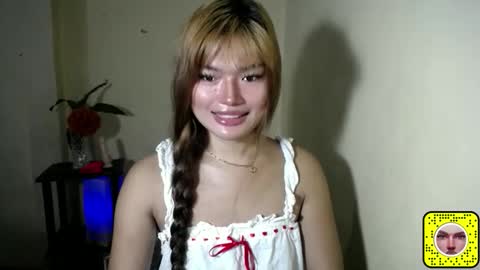 lovelily_xoxo online show from 04-12-26, 09:42