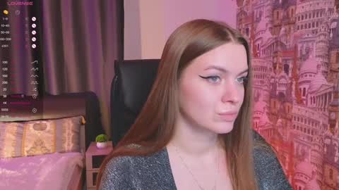 Snapshot of lovellalipss chatting on 01-23-25, 11:48 Laura online show from 01-23-25, 11:48