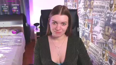 Snapshot of lovellalipss chatting on 02-17-25, 05:21 Laura online show from 02-17-25, 05:21