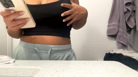 Love online show from 01-30-25, 09:47