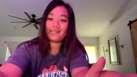 Love online show from 02-16-25, 08:33