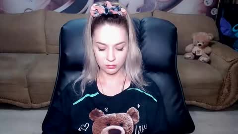 private open online show from 12-03-24, 03:33