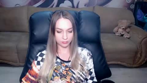 private open online show from 03-12-25, 08:51