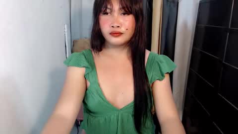 Snapshot of lovely_carmen_intown chatting on 09-20-25, 05:58 lovely_carmen_intown online show from 09-20-25, 05:58
