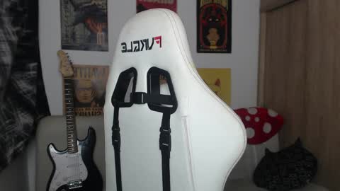 Cassie online show from 01-02-25, 09:50