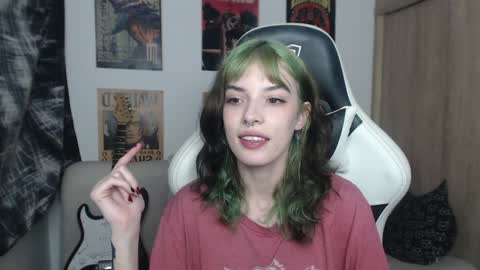 Cassie online show from 01-04-25, 12:48