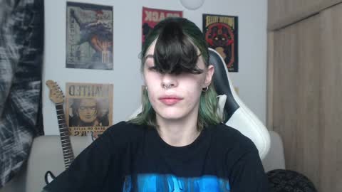 Cassie online show from 01-08-25, 11:19