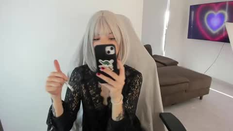 Cassie online show from 01-21-25, 08:43