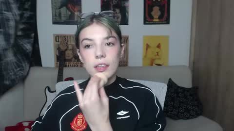 Cassie online show from 02-14-25, 12:19