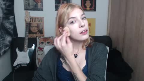 Cassie online show from 03-11-25, 02:54