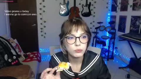 Cassie online show from 11-29-25, 02:47