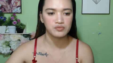Snapshot of lovely_chicky06 chatting on 03-12-26, 05:46 hearty2 Hey guys Im Jess online show from 03-12-26, 05:46