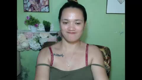 Snapshot of lovely_chicky06 chatting on 07-27-26, 06:31 hearty2 Hey guys Im Jess online show from 07-27-26, 06:31