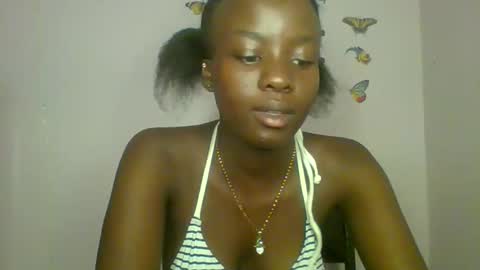Snapshot of lovely_choco chatting on 01-18-26, 01:37 Choco online show from 01-18-26, 01:37