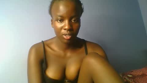 Snapshot of lovely_choco chatting on 02-17-26, 01:35 Choco online show from 02-17-26, 01:35