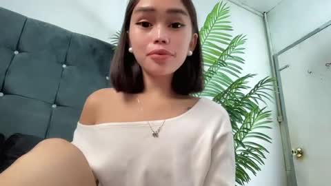 lovely_cittie18 online show from 06-30-26, 02:34