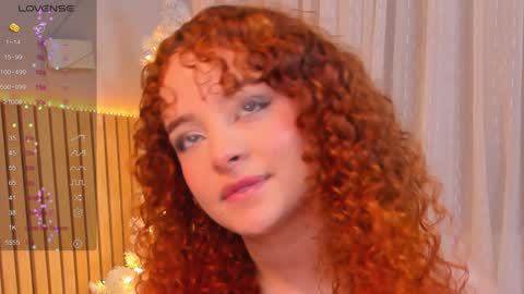 Snapshot of lovely_emma18 chatting on 12-19-24, 03:08 Emma online show from 12-19-24, 03:08
