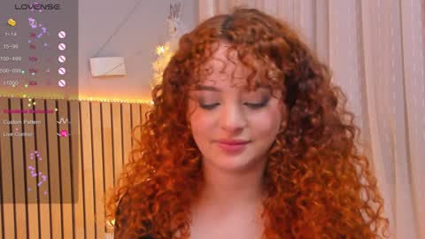 Snapshot of lovely_emma18 chatting on 12-19-24, 06:12 Emma online show from 12-19-24, 06:12